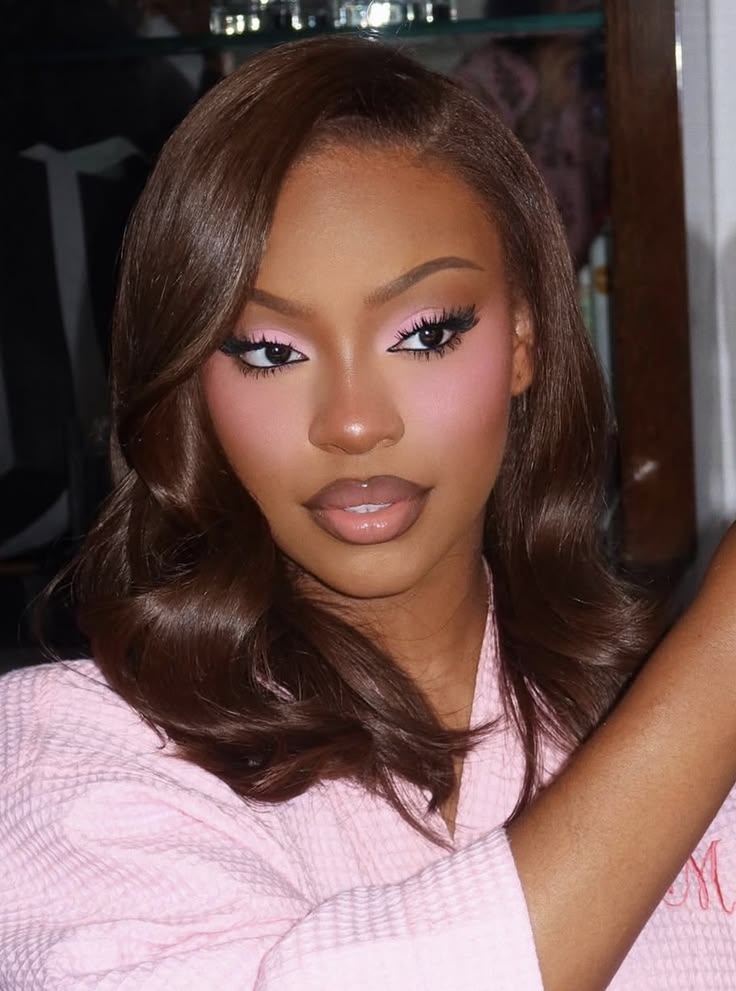 Cocoa Glow — Makeup